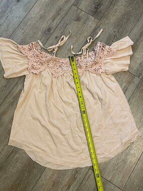 Women’s Light Pink Blouse, Knox Rose Shirt with Lace Accent, Size M